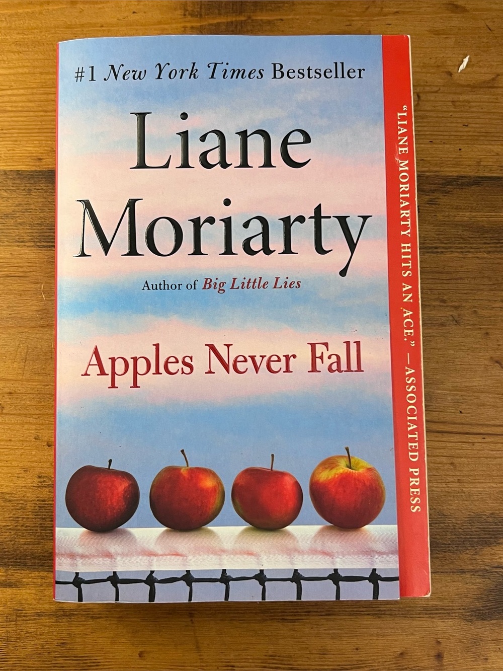 NEW Apples Never Fall by Liane Moriarty, NYT #1 Bestseller, Paperback